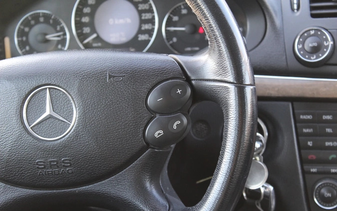 Mercedes-Benz Klasa E cena 32900 przebieg: 256339, rok produkcji 2009 z Szczebrzeszyn małe 596